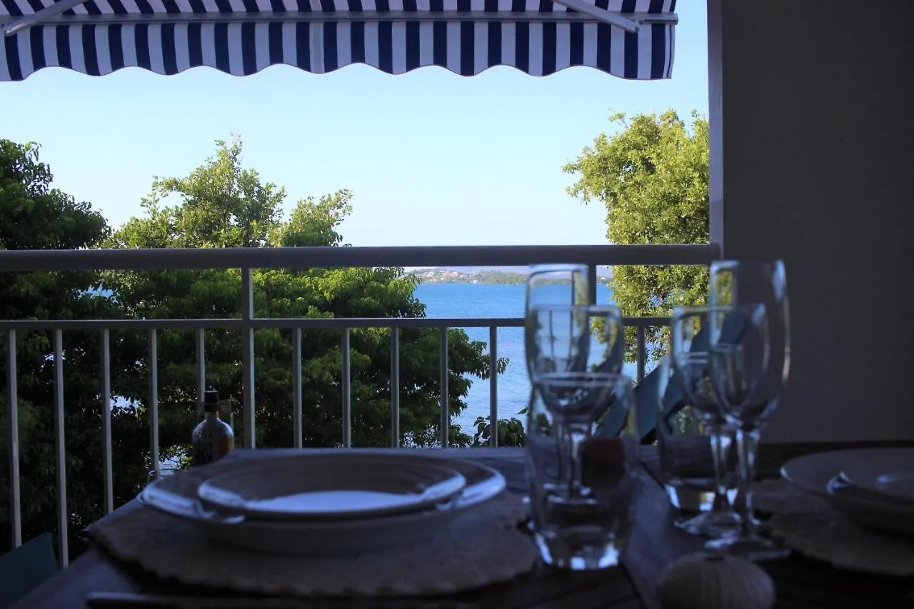 Appartement Mer Azur Le Robert 0*,  Martinique